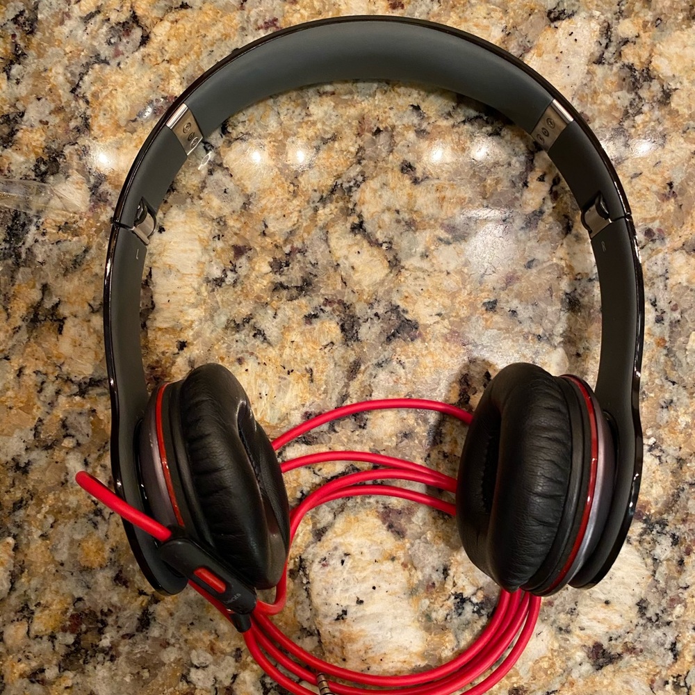 Beats by Dre Solo HD